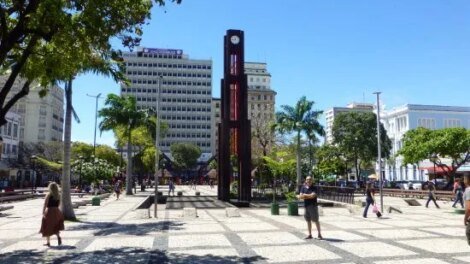 transito-no-entorno-da-praca-do-ferreira-e-bloqueado-para-inicio-de-obras-de-revitalizacao