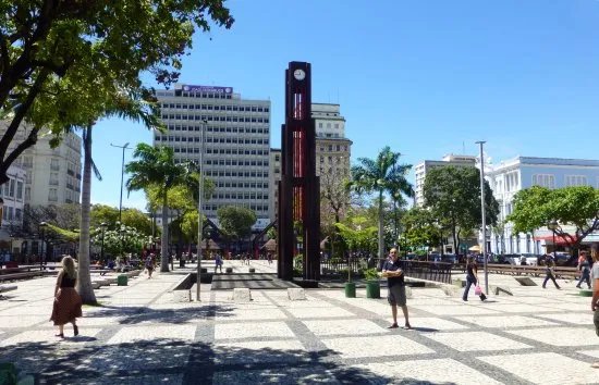 transito-no-entorno-da-praca-do-ferreira-e-bloqueado-para-inicio-de-obras-de-revitalizacao
