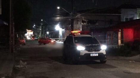 ex-presidiario-de-19-anos-e-morto-a-tiros-por-criminosos-em-moto,-em-fortaleza