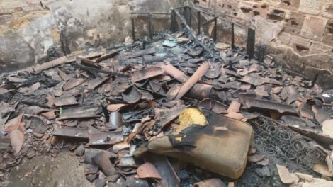 mulher-tem-surto-psicotico-e-ateia-fogo-a-propria-casa-tres-vezes-no-mesmo-dia-em-maracanau-(ce)