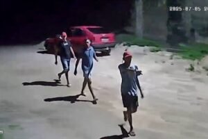 idosa-e-ameacada-e-familia-feita-refem-durante-assalto-em-pacatuba-(ce)