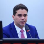 pf-faz-buscas-no-gabinete-do-deputado-junior-mano-(psb-ce)
