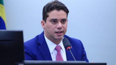 pf-faz-buscas-no-gabinete-do-deputado-junior-mano-(psb-ce)