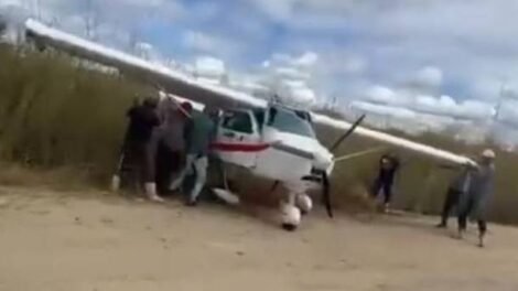 aviao-de-pequeno-porte-derrapa-e-sai-da-pista-durante-pouso-no-ceara