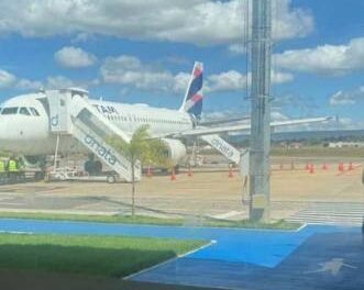 latam-cancela-voo-lotado-entre-juazeiro-do-norte-e-fortaleza-e-revolta-passageiros-no-ce