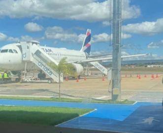 latam-cancela-voo-lotado-entre-juazeiro-do-norte-e-fortaleza-e-revolta-passageiros-no-ce