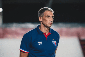 fortaleza-marca-reuniao-para-decidir-futuro-de-vojvoda-apos-derrota-contra-o-ceara