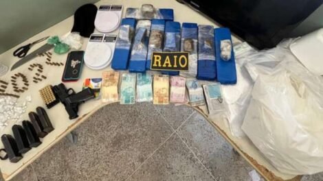 dois-homens-sao-presos-e-esconderijo-do-crime-organizado-e-desarticulado-em-fortaleza