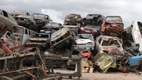nova-lei-combate-comercio-ilegal-de-pecas-automotivas-em-sucatas-no-ceara;-entenda