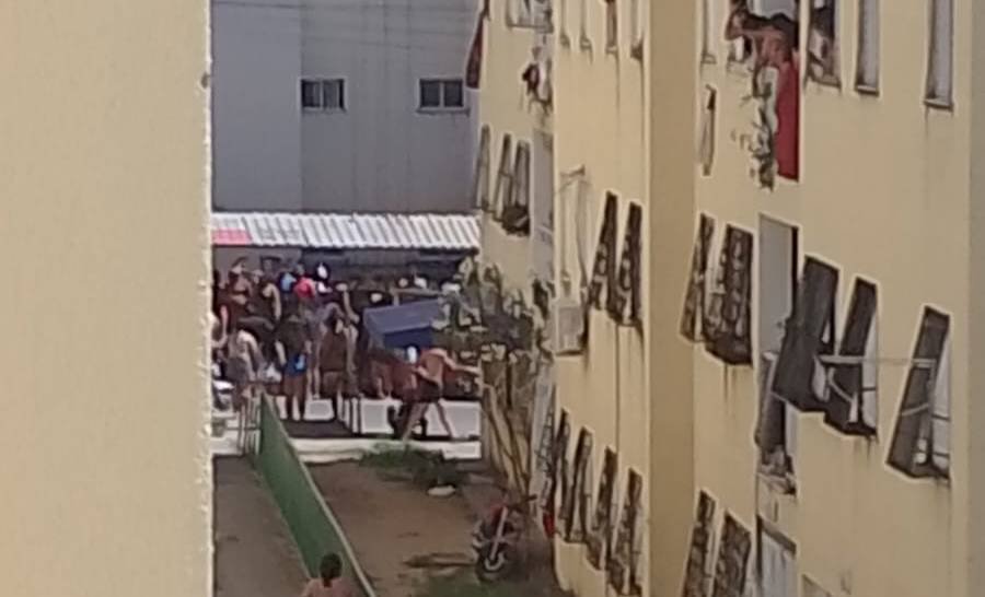 em-mais-um-dia-de-violencia-no-vicente-pinzon,-homem-e-morto-a-tiros-na-porta-de-casa