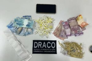operacao-saturacao-total-prende-dois-e-apreende-armas-e-drogas-no-vicente-pinzon,-em-fortaleza