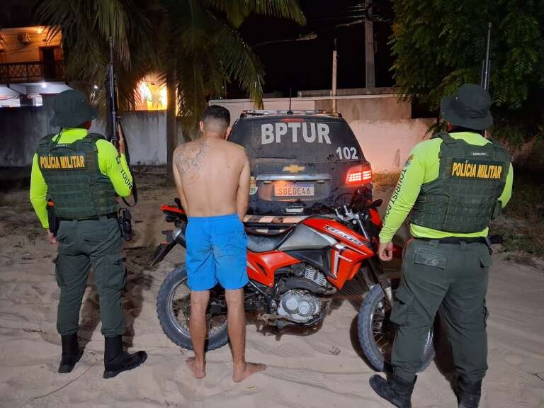 foragido-com-passagens-por-homicidio-e-preso-com-granada,-arma-e-drogas-em-praia-no-ceara