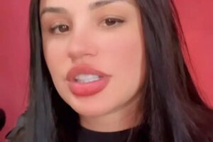 “foi-livramento”,-diz-a-cantora-nayara-yuni-apos-incendio-atingir-onibus-da-banda-dejavu