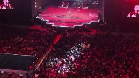 com-show-de-frei-gilson,-halleluya-reune-milhares-de-fieis-em-fortaleza-neste-sabado-(26)