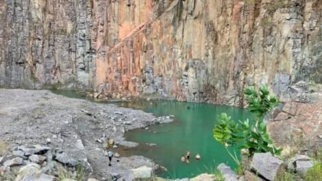 buraco-azul:-dois-jovens-morrem-afogados-em-lagoa-de-juazeiro-do-norte,-no-ceara