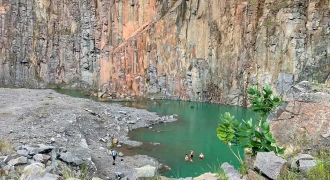 buraco-azul:-dois-jovens-morrem-afogados-em-lagoa-de-juazeiro-do-norte,-no-ceara