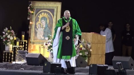 com-publico-recorde,-halleluya-encerra-com-missa-de-padre-marcelo-rossi