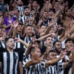 ceara-anuncia-que-ingressos-para-jogo-contra-o-flamengo-estao-esgotados