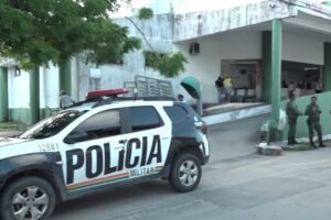 policial-e-baleado-durante-troca-de-tiros-apos-abordagem-a-criminosos-em-caucaia/ce