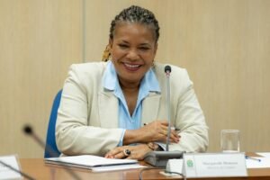 ministra-margareth-menezes-participa-de-seminario-no-cariri-com-foco-na-economia-criativa