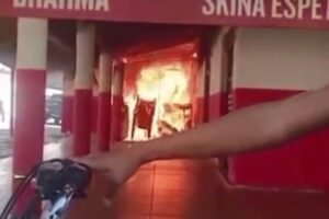 incendio-destroi-estrutura-de-churrascaria-em-maracanau,-no-ceara;-local-estava-fechado