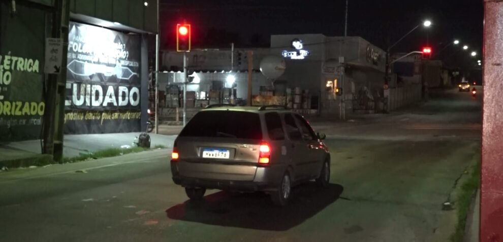 motoristas-relatam-tentativas-de-assalto-no-sinal-vermelho,-em-cruzamento-de-fortaleza