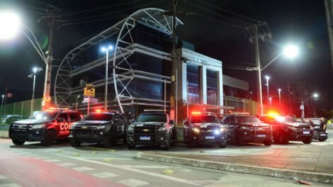 policia-civil-prende-integrantes-de-grupo-criminoso-no-vicente-pinzon,-em-fortaleza