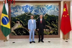governo-do-ceara-avalia-parcerias-economicas-com-embaixada-da-china-em-brasilia