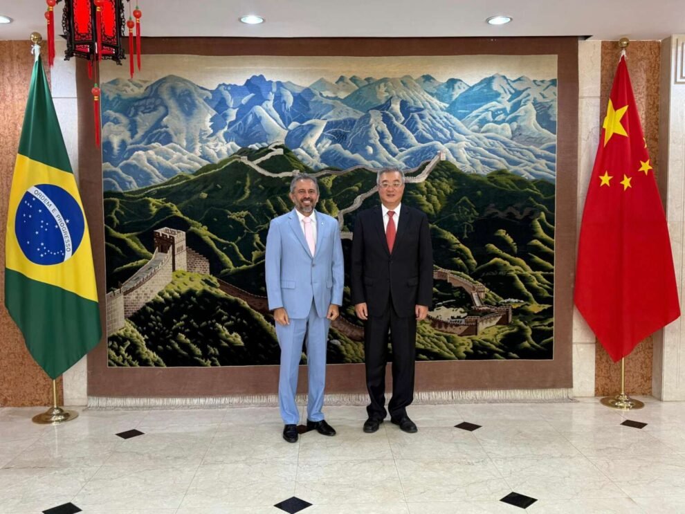 governo-do-ceara-avalia-parcerias-economicas-com-embaixada-da-china-em-brasilia