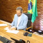 governo-do-ceara-sanciona-pacote-para-amenizar-efeitos-do-tarifaco-dos-eua