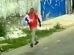 criminoso-e-flagrado-invadindo-casa-e-furtando-bolsa-no-bairro-montese,-em-fortaleza