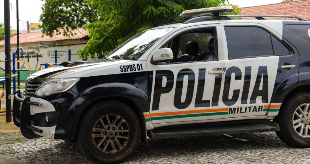 pai-e-filho-sao-mortos-a-tiros-dentro-de-casa-em-forquilha,-no-interior-do-ceara