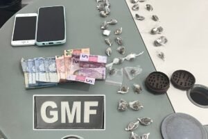 guarda-municipal-de-fortaleza-desarticula-ponto-de-trafico-de-drogas-na-praca-das-flores