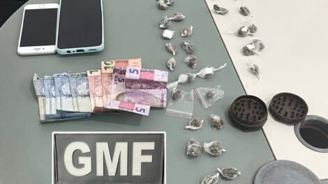 guarda-municipal-de-fortaleza-desarticula-ponto-de-trafico-de-drogas-na-praca-das-flores