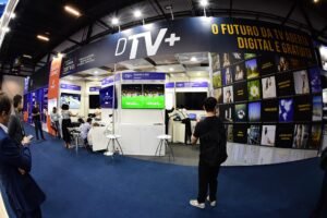 record-inaugura-transmissao-experimental-da-dtv+-e-prepara-nova-era-da-televisao-aberta