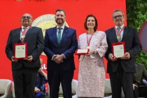 alece-entrega-medalha-paulo-bonavides-a-juristas-que-se-destacam-na-defesa-da-democracia