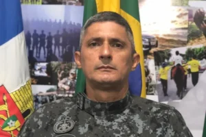 stf-bloqueia-contas-de-marido-de-carla-zambelli,-que-segue-presa-na-italia