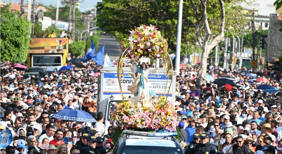 confira-programacao-e-horarios-da-23a-caminhada-com-maria,-que-ocorre-nesta-sexta-(15)-em-fortaleza