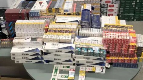 policia-civil-prende-mulher-em-flagrante-por-contrabando-de-cigarros