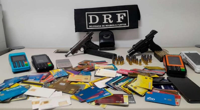 mais-de-200-cartoes-de-credito-sao-apreendidos-durante-investigacao-em-fortaleza-e-maranguape