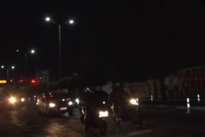 falta-de-luz-em-trecho-da-av.-domingos-olimpio-gera-riscos-para-motoristas,-ciclistas-e-pedestres
