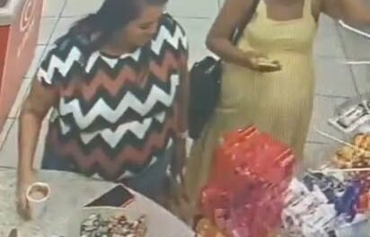 duas-mulheres-sao-flagradas-furtando-chocolates-em-loja-de-conveniencia-de-maracanau-(ce)