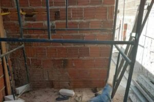 pedreiro-e-morto-a-tiros-enquanto-trabalhava-em-obra-no-bairro-jardim-guanabara,-em-fortaleza