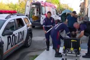homem-e-espancado-na-rua-a-mando-de-faccao-criminosa-apos-agredir-a-esposa,-em-fortaleza