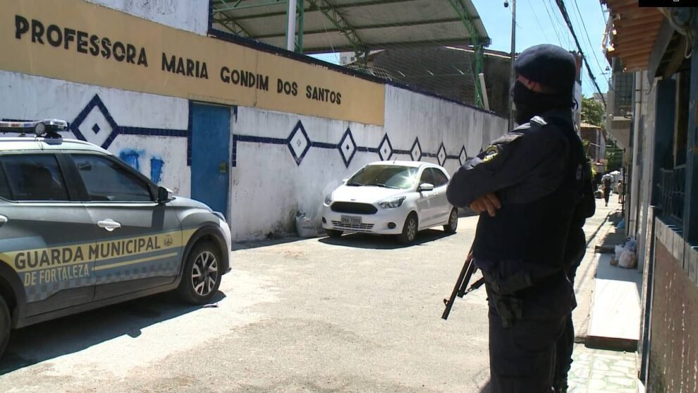 onda-de-violencia-paralisa-aulas-em-16-escolas-no-bairro-vicente-pinzon,-em-fortaleza