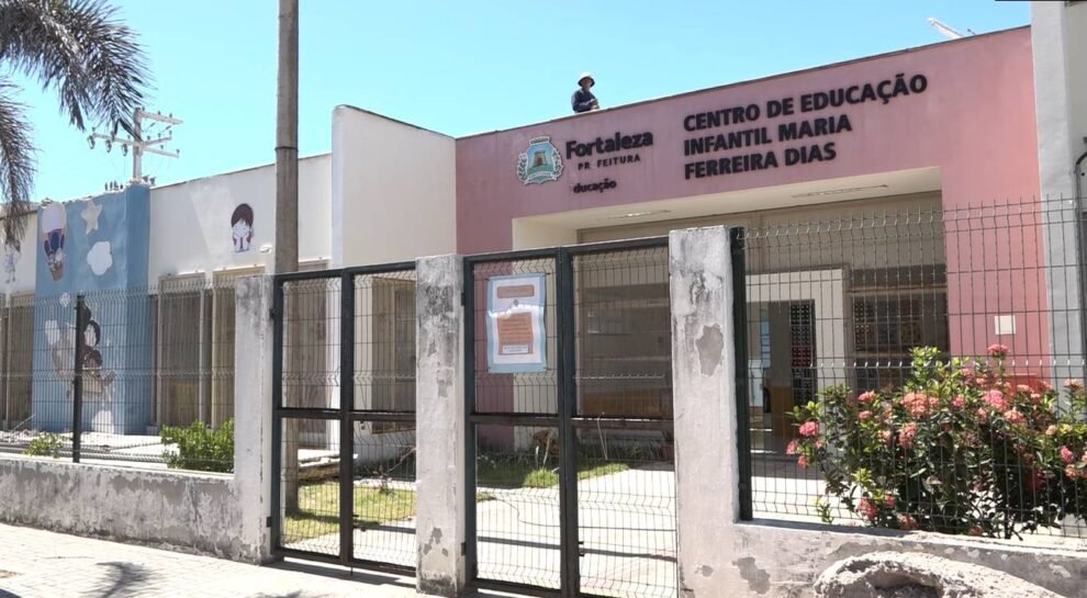moradores-do-cais-do-porto,-em-fortaleza,-reclamam-de-demora-na-entrega-de-creche-em-reforma
