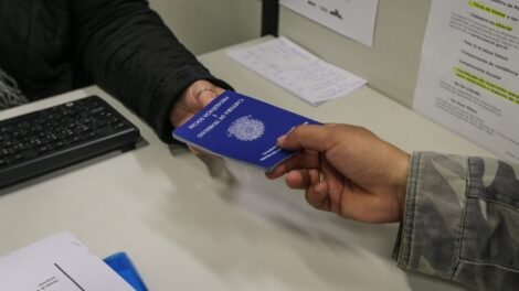 sine-municipal-de-fortaleza-tem-2.807-vagas-de-emprego-disponiveis;-saiba-como-concorrer