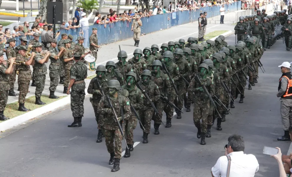 exercito-participa-do-desfile-civico-militar-de-7-de-setembro-na-beira-mar-de-fortaleza