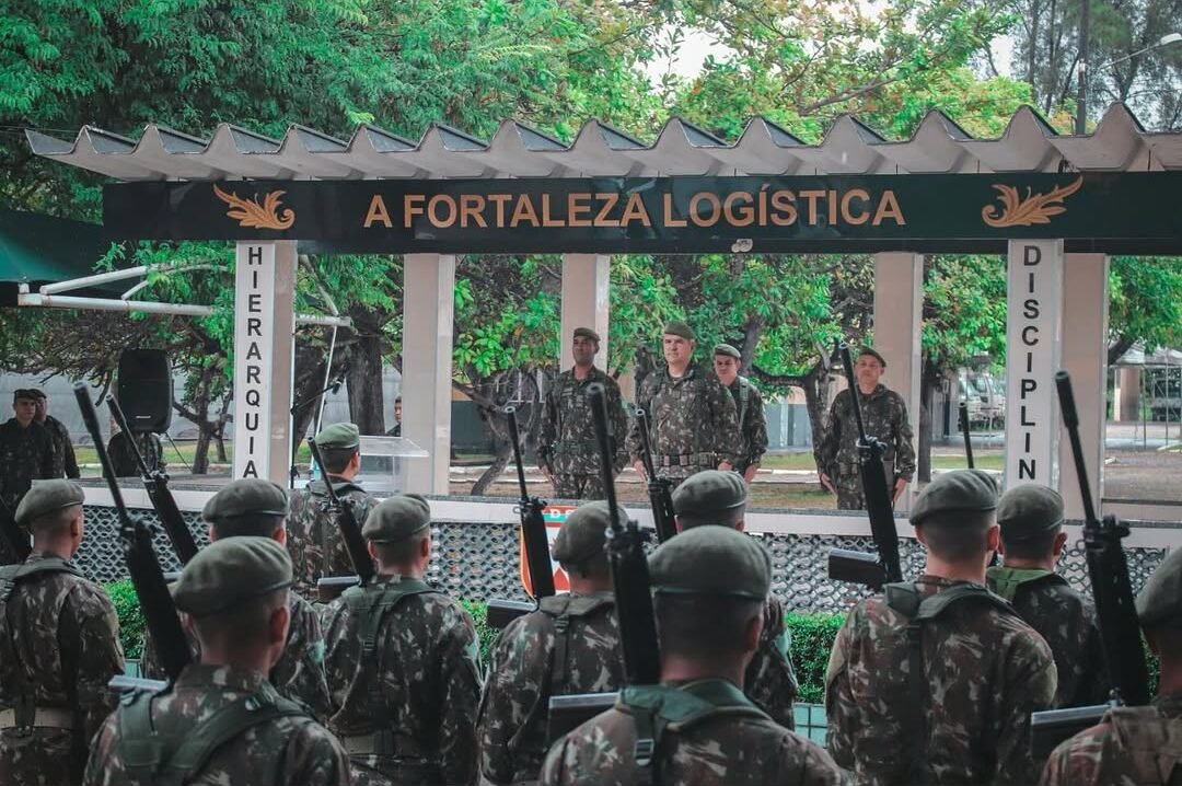 solenidade-marca-passagem-de-comando-na-10a-regiao-militar-nesta-quinta-feira-(04)