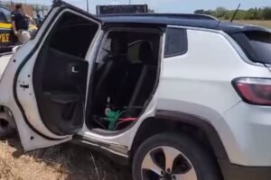apos-perseguicao-policial,-criminosos-sao-presos-com-produtos-furtados-de-residencias-no-ceara
